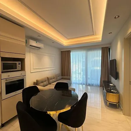 Cebeci Tower Apartman Mahmutlar